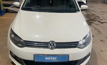 Volkswagen Polo 2015 года за 5 000 000 тг. в Караганда фото 2