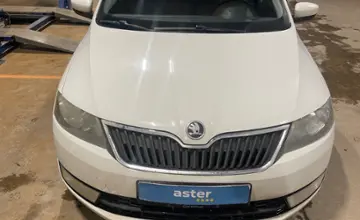 Skoda Rapid 2015 года за 4 000 000 тг. в Караганда фото 2