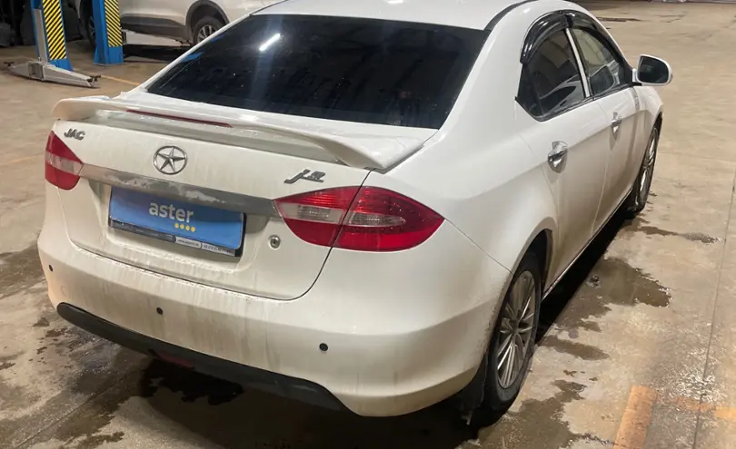 JAC J5 (Heyue) 2015 года за 3 500 000 тг. в Караганда фото 5