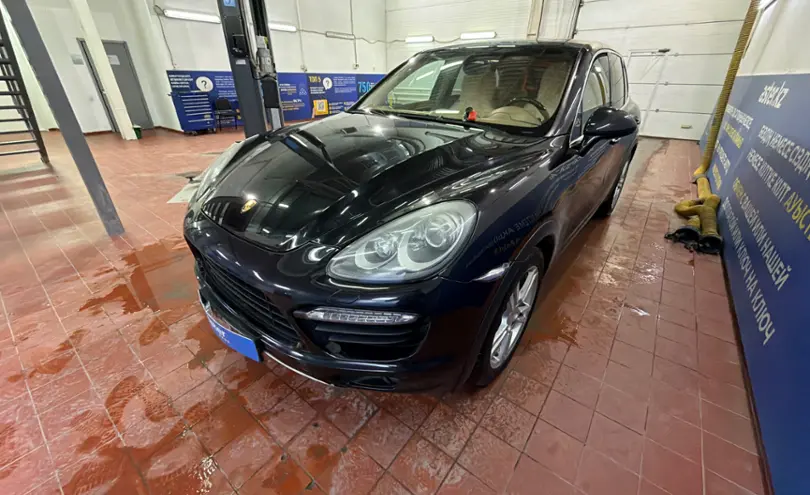 Porsche Cayenne 2010 года за 13 000 000 тг. в Астана
