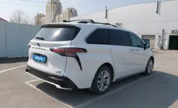 Toyota Sienna 2021 года за 21 000 000 тг. в Шымкент фото 3