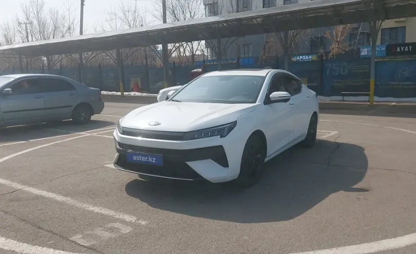 JAC J7 Plus 2024 года за 7 500 000 тг. в Алматы