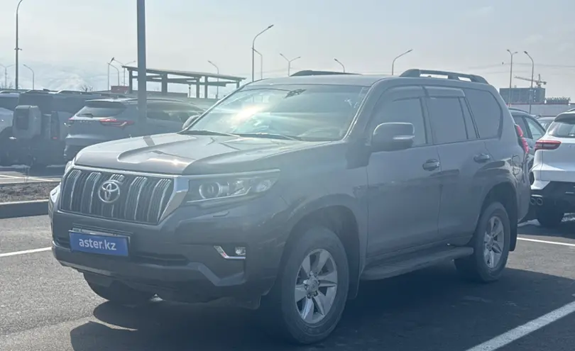 Toyota Land Cruiser Prado 2019 года за 27 000 000 тг. в Алматы