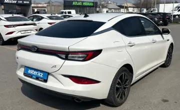 JAC J7 2023 года за 7 000 000 тг. в Шымкент