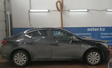 Chevrolet Cruze 2013 года за 4 000 000 тг. в Астана фото 4