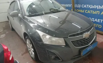 Chevrolet Cruze 2013 года за 4 000 000 тг. в Астана фото 3