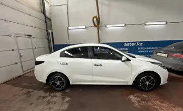 Kia Rio 2019 года за 6 800 000 тг. в Астана фото 4