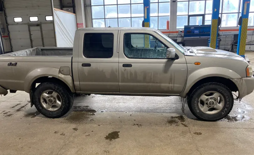 Nissan NP300 2013 года за 4 000 000 тг. в Караганда фото 4