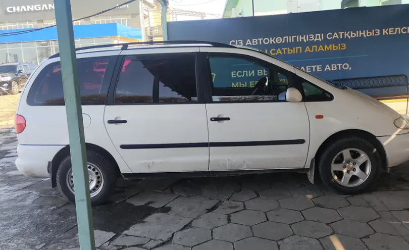 SEAT Alhambra 1997 года за 2 300 000 тг. в Талдыкорган фото 4