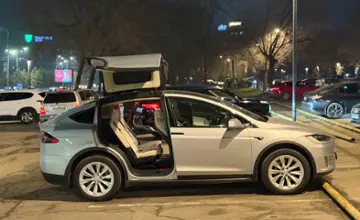 Tesla Model X 2018 года за 25 000 000 тг. в Алматы фото 3