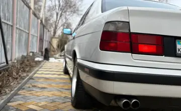 BMW 5 серии 1993 года за 3 500 000 тг. в Алматы фото 3