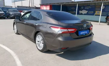 Toyota Camry 2019 года за 13 800 000 тг. в Шымкент фото 4