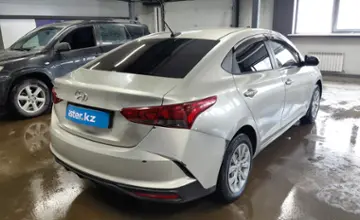 Hyundai Accent 2020 года за 6 500 000 тг. в Астана фото 3