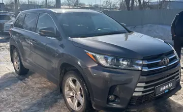 Toyota Highlander 2019 года за 15 500 000 тг. в Уральск фото 3
