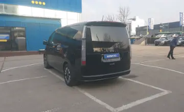 Hyundai Staria 2023 года за 23 000 000 тг. в Алматы фото 4