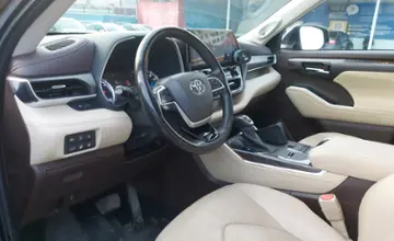 Toyota Highlander 2022 года за 22 000 000 тг. в Шымкент фото 5