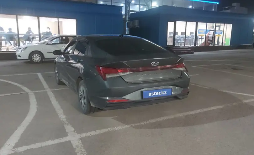 Hyundai Elantra 2022 года за 7 600 000 тг. в Алматы фото 4