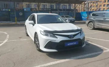 Toyota Camry 2021 года за 11 000 000 тг. в Алматы фото 2