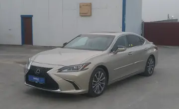 Lexus ES 2019 года за 20 000 000 тг. в Атырау фото 1