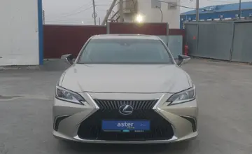 Lexus ES 2019 года за 20 000 000 тг. в Атырау фото 2