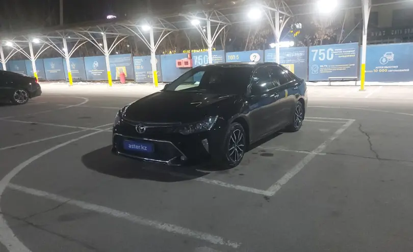 Toyota Camry 2017 года за 12 000 000 тг. в Алматы