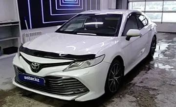 Toyota Camry 2018 года за 13 500 000 тг. в Павлодар фото 1