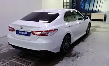 Toyota Camry 2018 года за 13 500 000 тг. в Павлодар