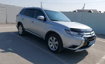 Mitsubishi Outlander 2018 года за 8 500 000 тг. в Шымкент фото 2