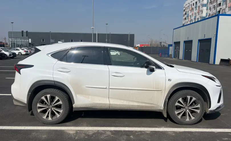 Lexus NX 2020 года за 15 000 000 тг. в Алматы фото 4