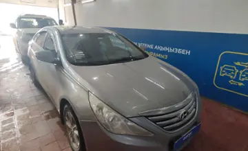 Hyundai Sonata 2010 года за 5 000 000 тг. в Астана фото 3