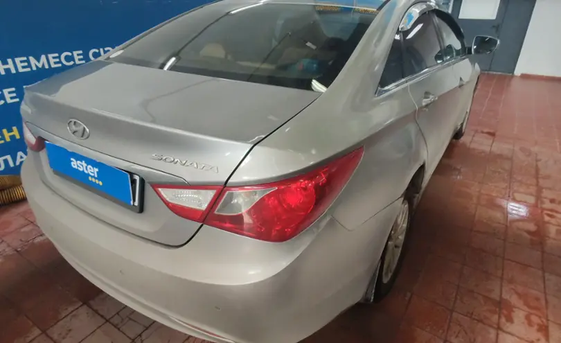Hyundai Sonata 2010 года за 5 000 000 тг. в Астана фото 5