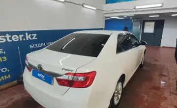 Toyota Camry 2013 года за 8 800 000 тг. в Астана