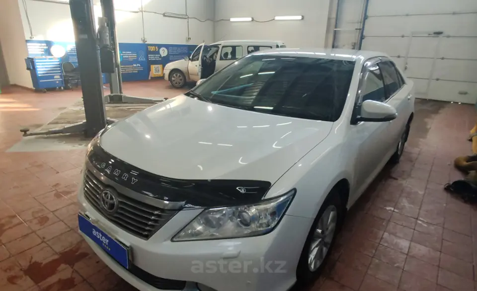 Toyota Camry 2013 года за 8 800 000 тг. в Астана