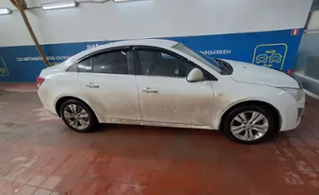 Chevrolet Cruze 2013 года за 3 500 000 тг. в Астана фото 4