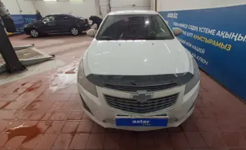 Chevrolet Cruze 2013 года за 3 500 000 тг. в Астана фото 2