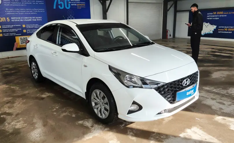 Hyundai Accent 2020 года за 6 500 000 тг. в Астана фото 2