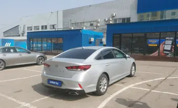 Hyundai Sonata 2019 года за 8 500 000 тг. в Алматы фото 3