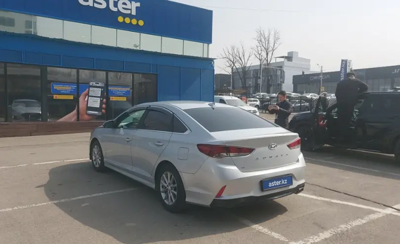 Hyundai Sonata 2019 года за 8 500 000 тг. в Алматы фото 4