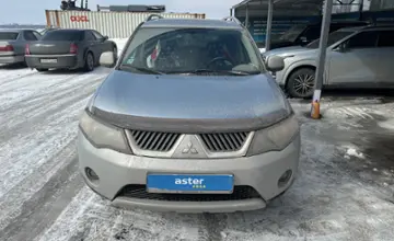 Mitsubishi Outlander 2008 года за 6 500 000 тг. в Караганда фото 2