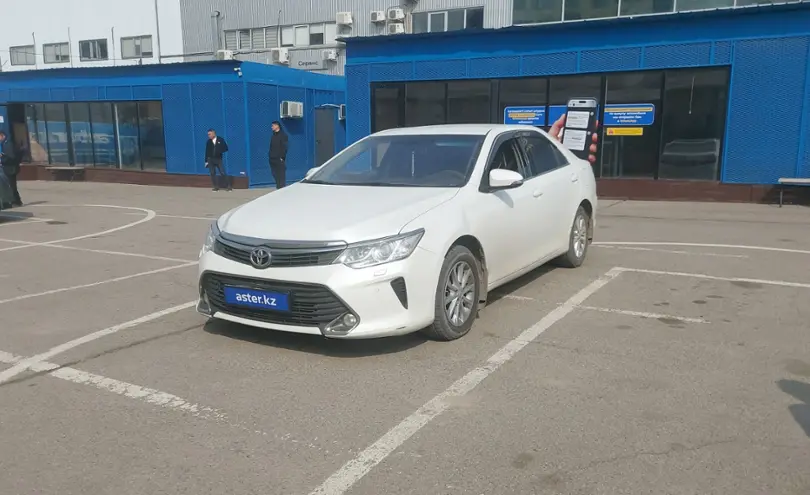 Toyota Camry 2015 года за 9 500 000 тг. в Алматы