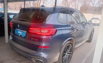 BMW X5 M 2021 года за 45 000 000 тг. в Алматы