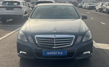 Mercedes-Benz E-Класс 2009 года за 6 200 000 тг. в Алматы фото 2