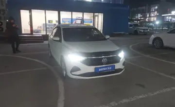 Volkswagen Polo 2018 года за 7 000 000 тг. в Алматы фото 2