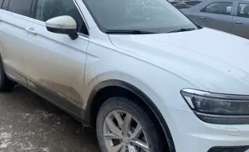 Volkswagen Tiguan 2018 года за 12 000 000 тг. в Костанай фото 3