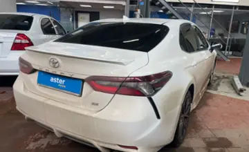 Toyota Camry 2020 года за 10 500 000 тг. в Астана