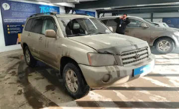 Toyota Highlander 2003 года за 6 300 000 тг. в Астана фото 2