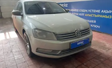 Volkswagen Passat 2014 года за 6 800 000 тг. в Астана фото 3