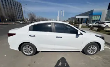 Kia Rio 2021 года за 7 800 000 тг. в Шымкент фото 4