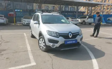 Renault Sandero 2015 года за 4 500 000 тг. в Алматы фото 2