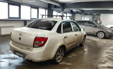LADA (ВАЗ) Granta 2013 года за 2 000 000 тг. в Астана фото 3